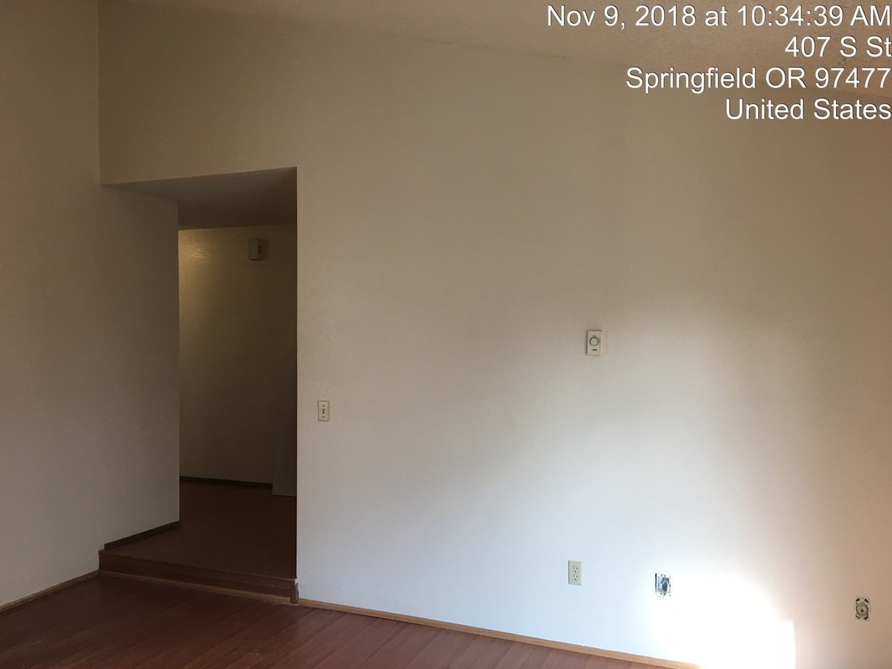 407 S St - Photo 3 of 7