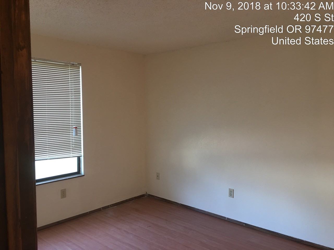 407 S St - Photo 6 of 7