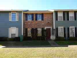 featured image of 10305 Monet Dr