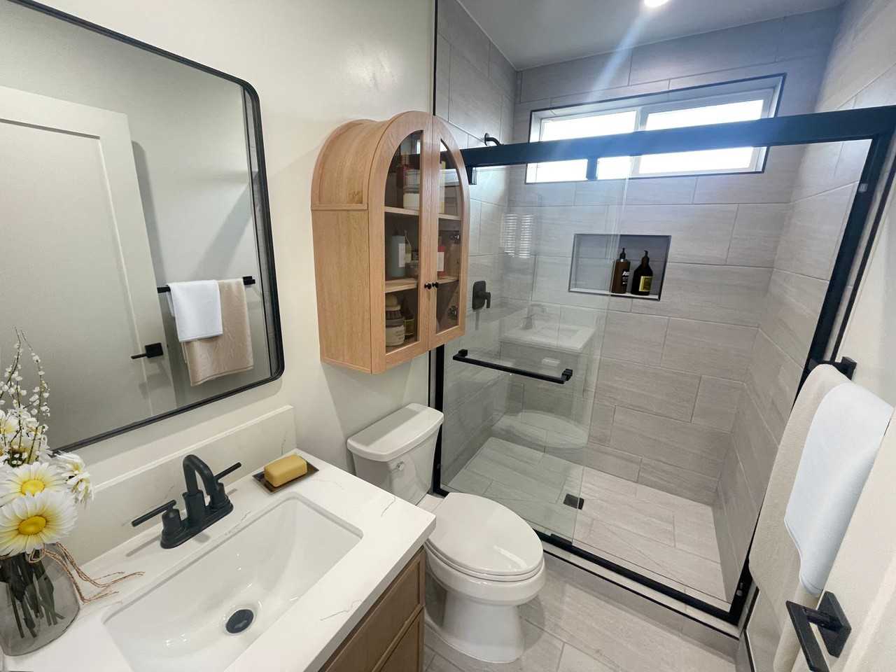 1549 S. Westgate Ave. - Photo 5 of 10
