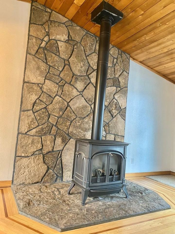2816 Ne Lapointe Ct - Photo 5 of 16