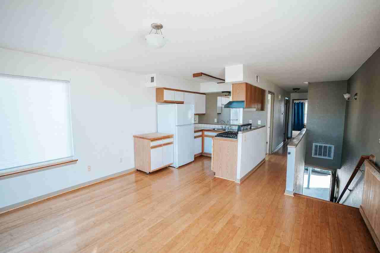 122 Cod St - Photo 7 of 21