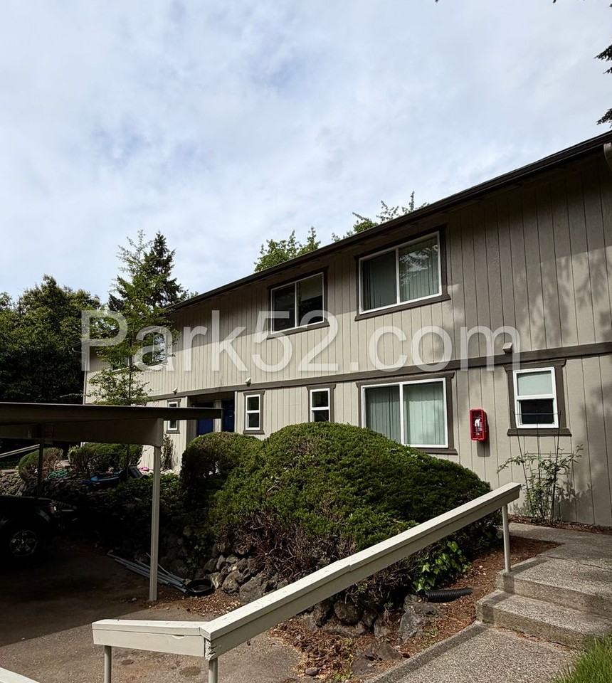 9421 43rd Street Ct W #C