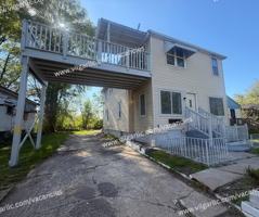 featured image of 1712 Carolina St
