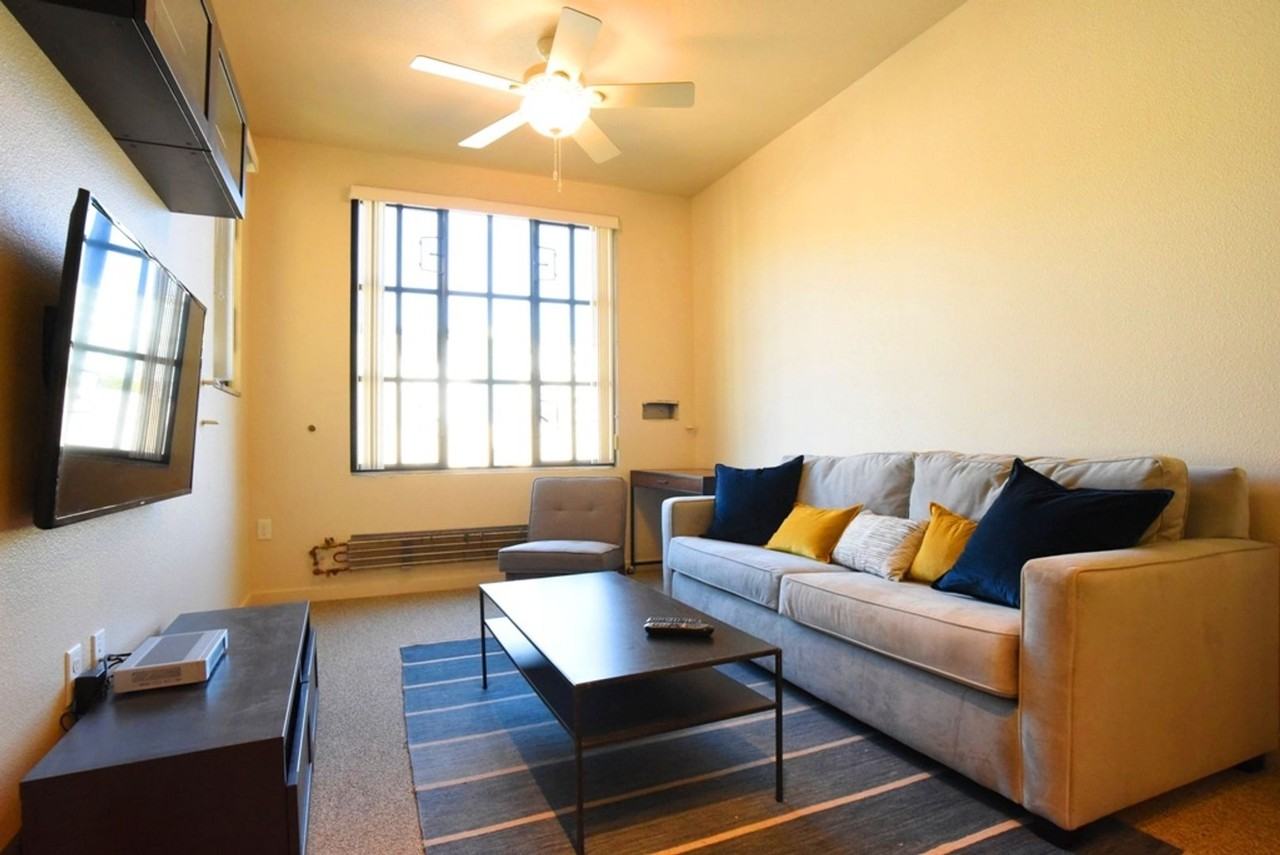 The Southgate- 2526 Durant - Photo 4 of 12
