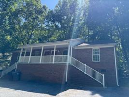 featured image of 746 Breeze Hill Rd