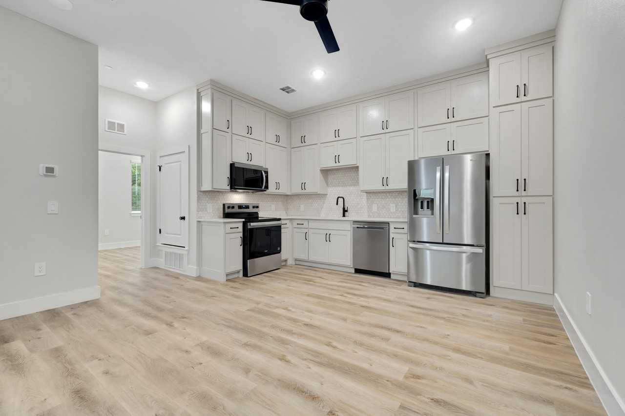 408 Foch Street - Photo 2 of 50