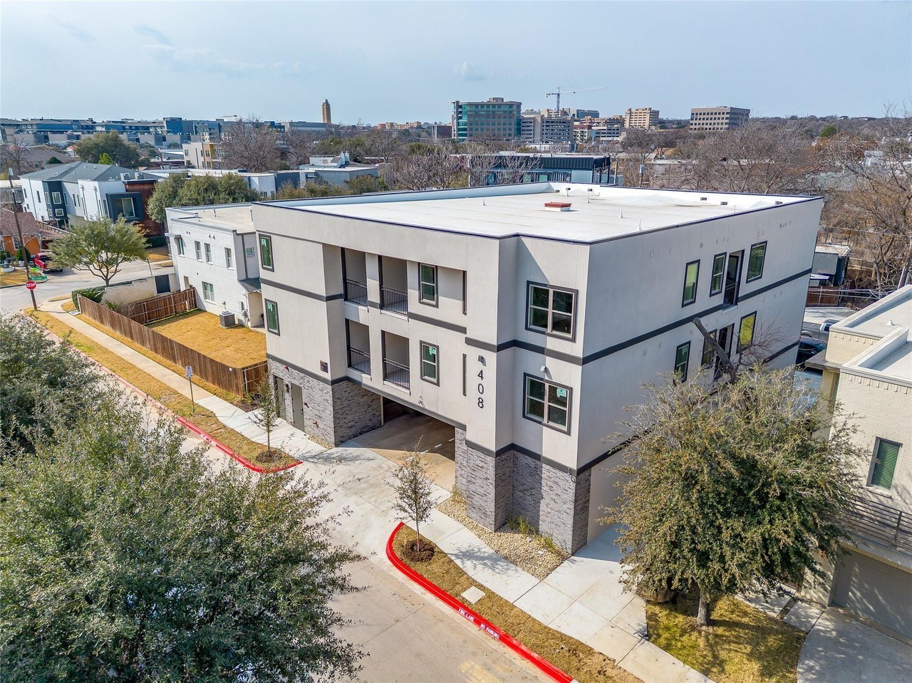 408 Foch Street - Photo 5 of 50