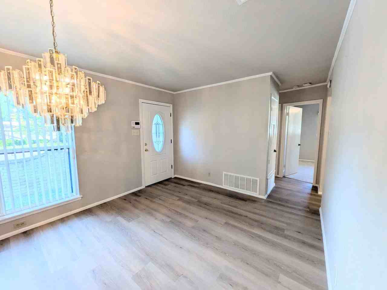 6618 Cloverbend St - Photo 6 of 50