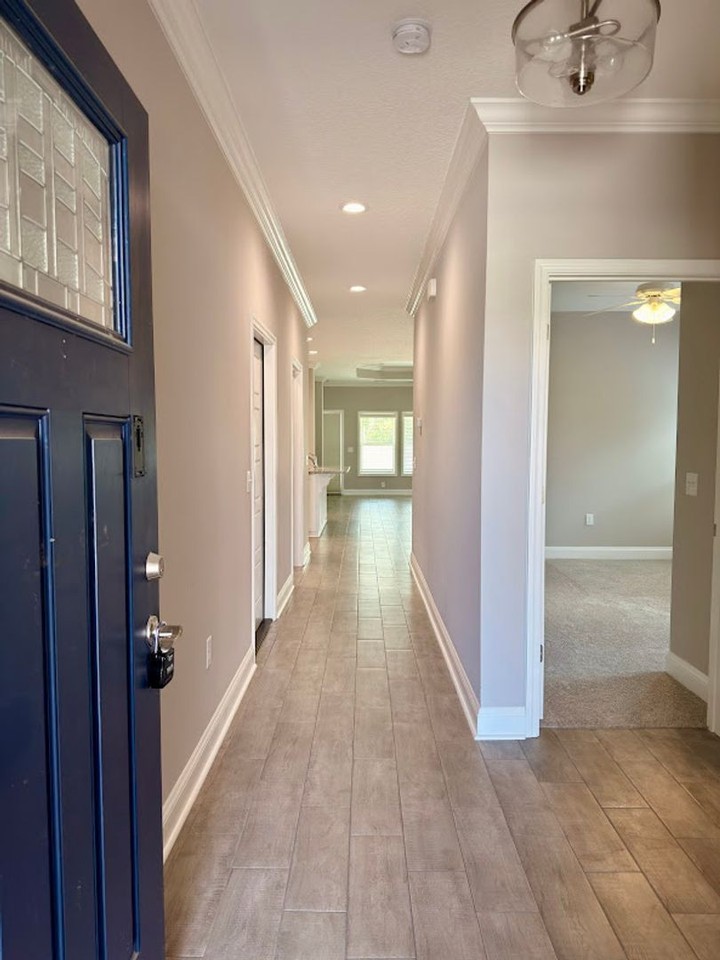 140 The Villas Way - Photo 2 of 16