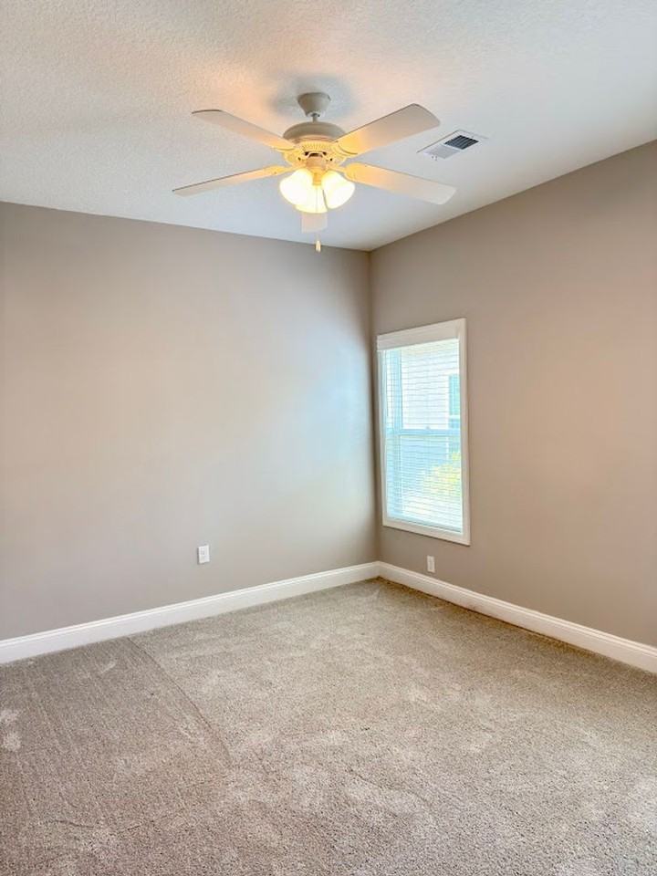 140 The Villas Way - Photo 6 of 16