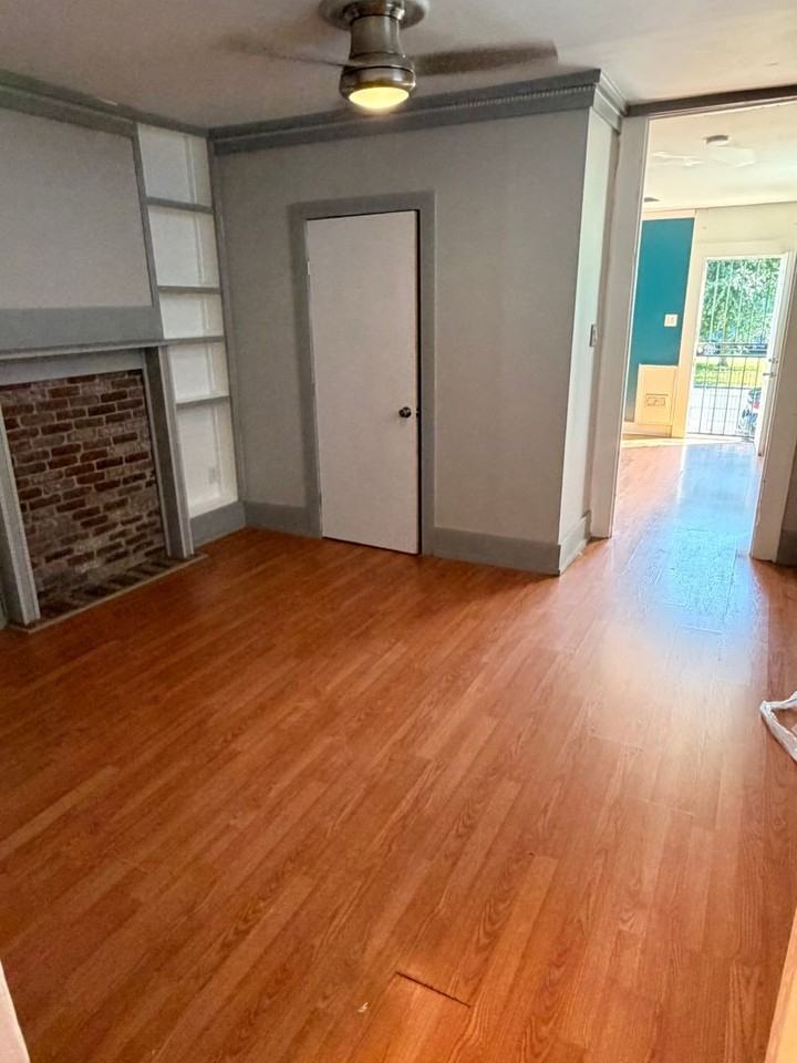 2829 2829 - 2831 Orleans Avenue - 2831 #2831 - Photo 4 of 12