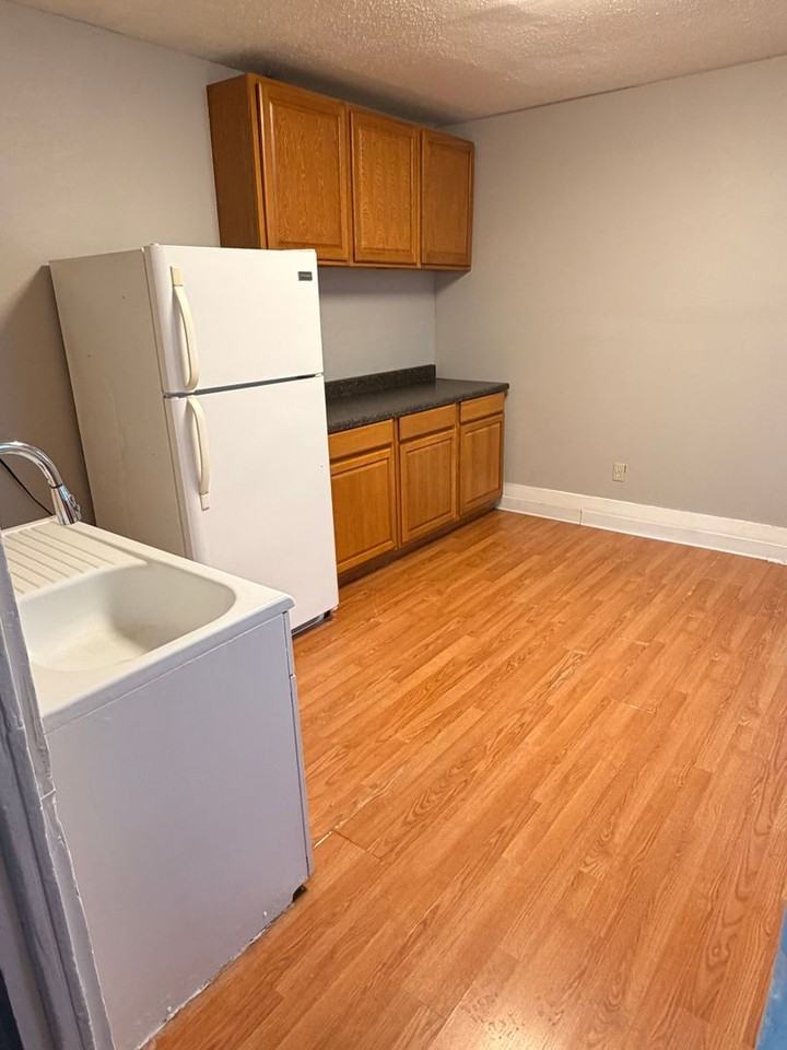 2829 2829 - 2831 Orleans Avenue - 2831 #2831 - Photo 5 of 12