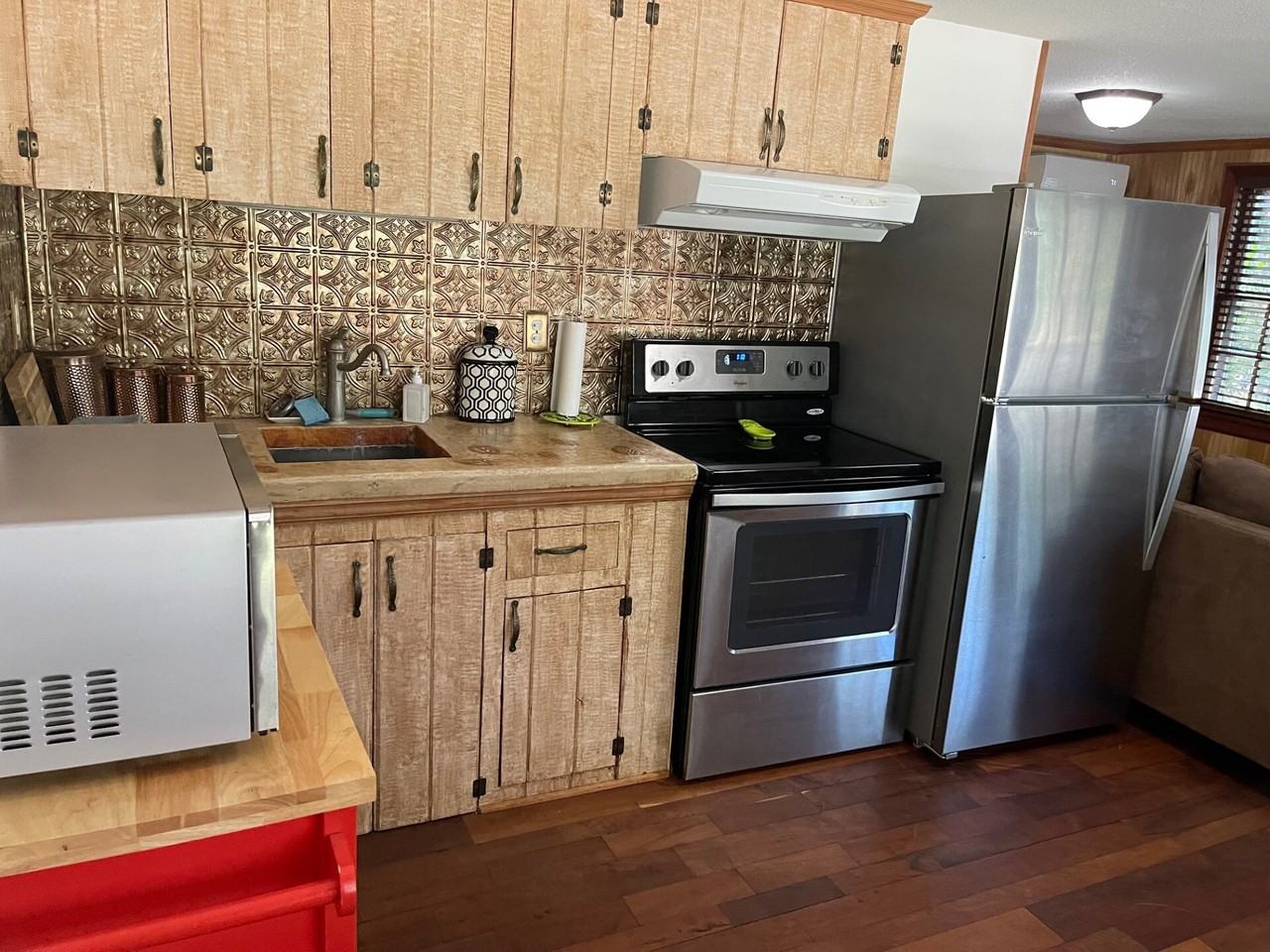 TX-200 Noble Street - Photo 2 of 11