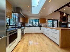 featured image of 4221 Hill St