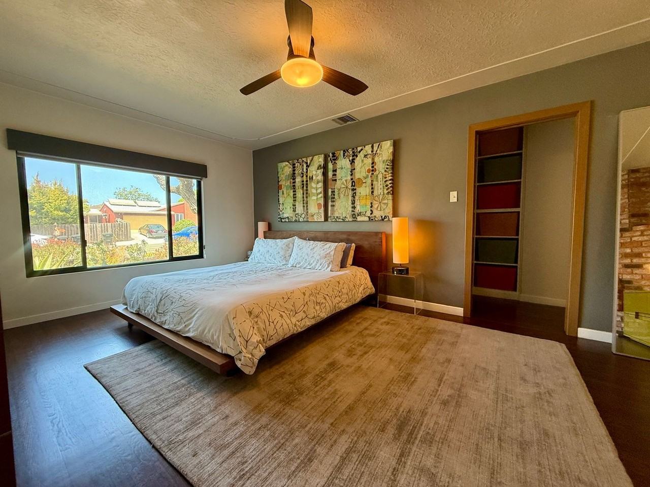 4221 Hill St - Photo 3 of 39