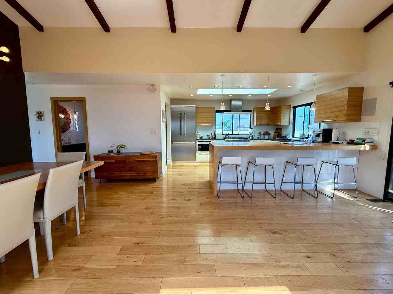 4221 Hill St - Photo 7 of 39