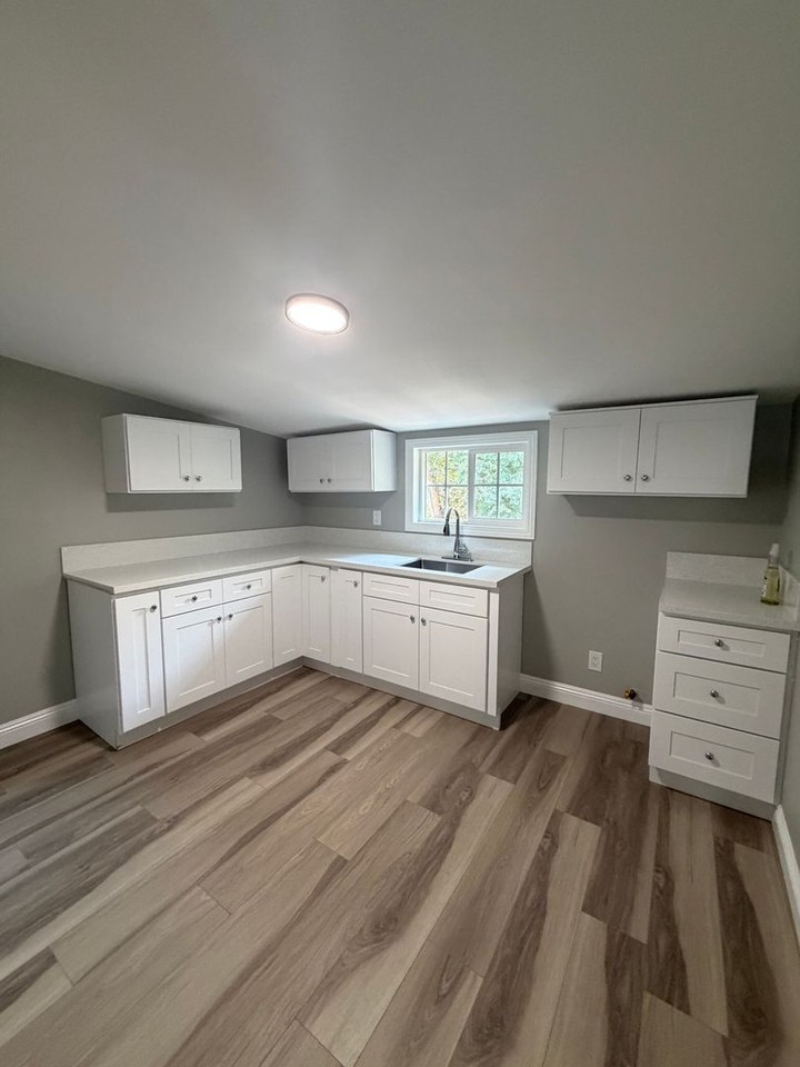 152 S Bonnie Beach Pl - Photo 6 of 11