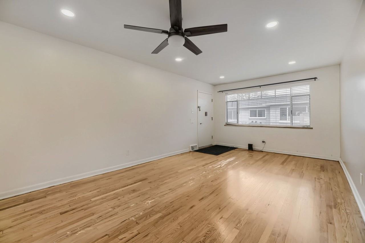 1341 S Grant St - Photo 5 of 17