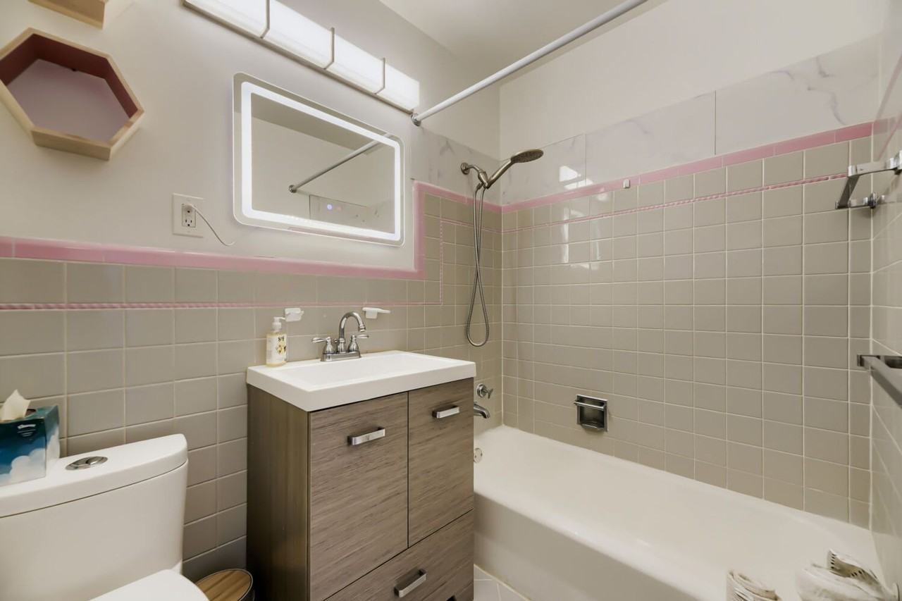 1343 S Grant St - Photo 7 of 12