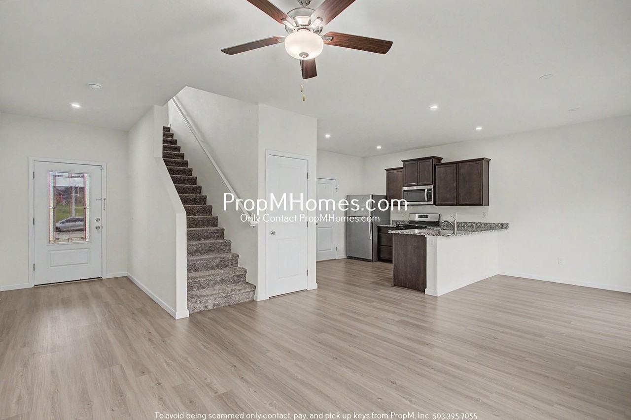 3974 3974 SW Knapp Drive - NEW PROPERTY - Photo 2 of 23