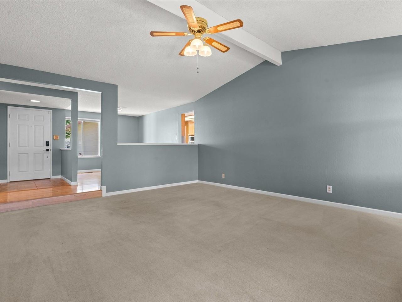 1843 Woodtrail Ct - Photo 6 of 43