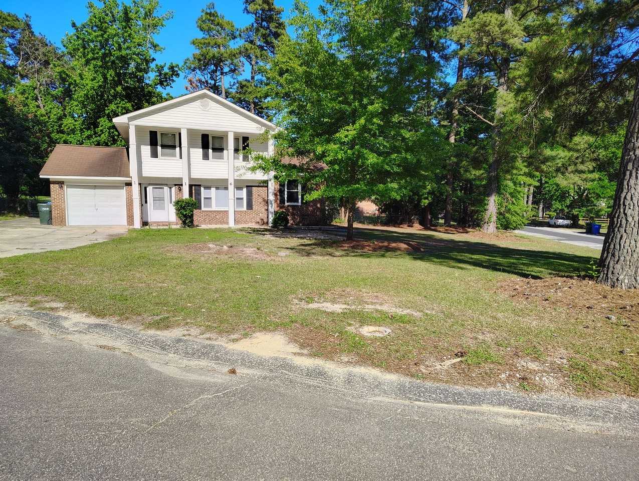 1161 Patrick Dr - Photo 4 of 24