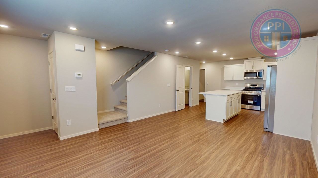 862 Sifuentez Ct - Photo 5 of 28