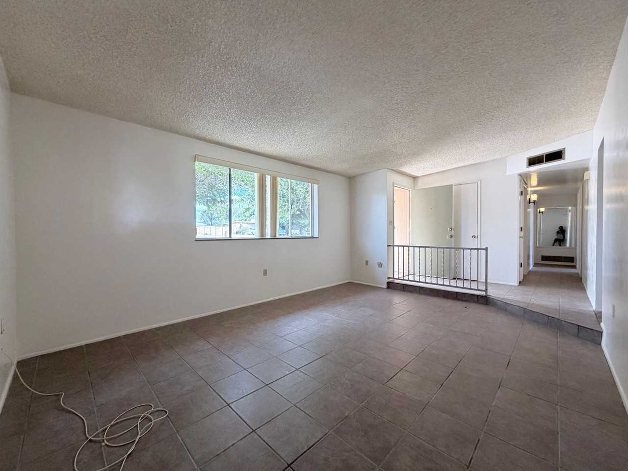 200 Dragoon St - Photo 5 of 24