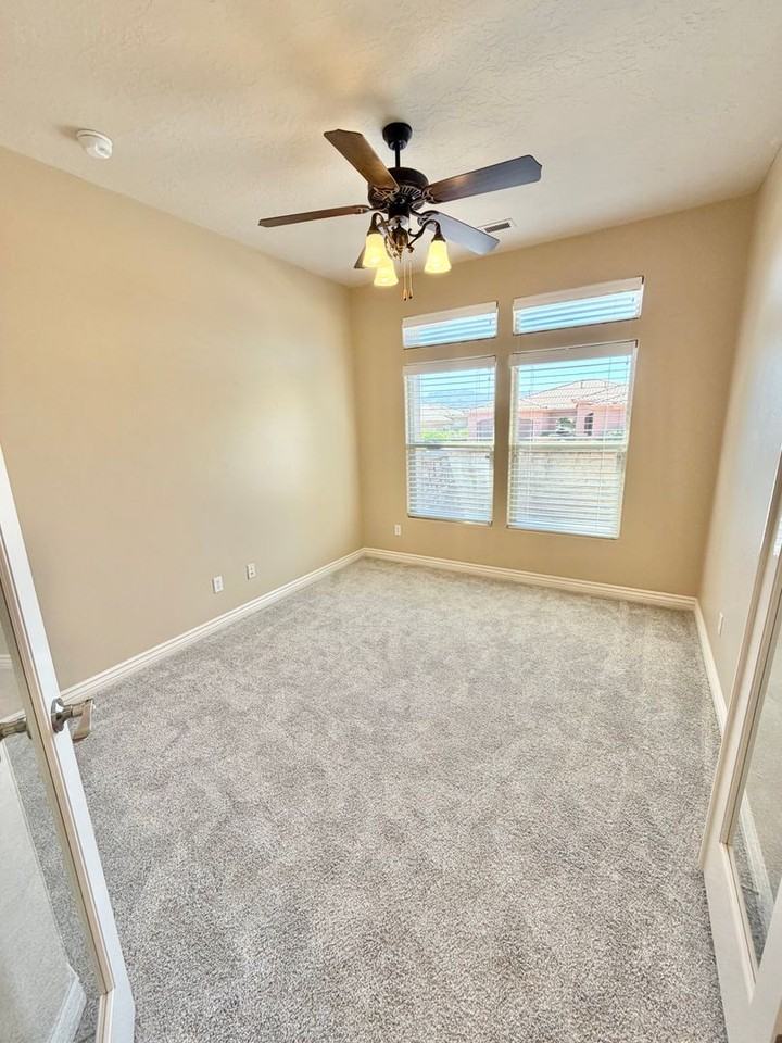 2176 N Gunsight Dr - Photo 6 of 36