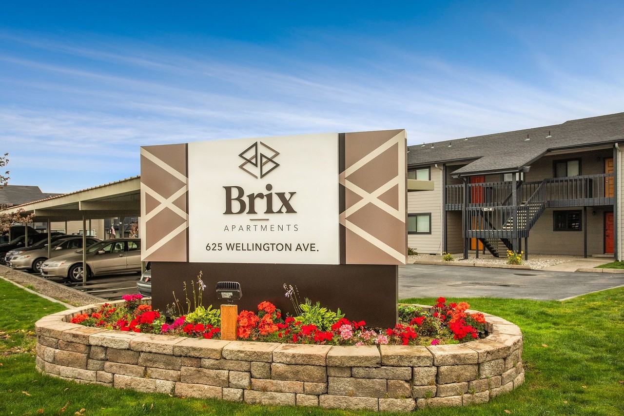 Brix Apartments - Photo 2 of 44