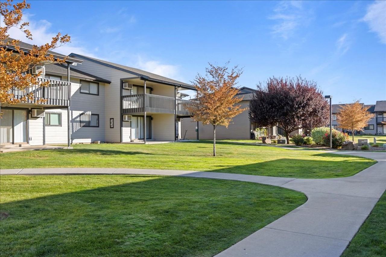 Brix Apartments - Photo 5 of 50