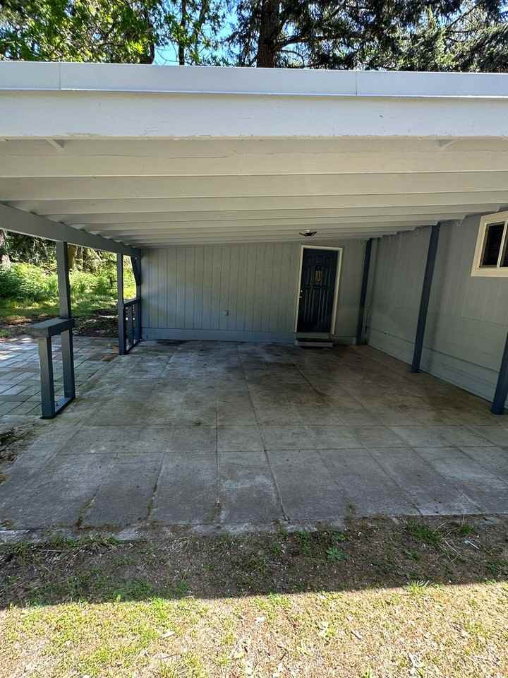 13016 Military Rd Se - Photo 5 of 42