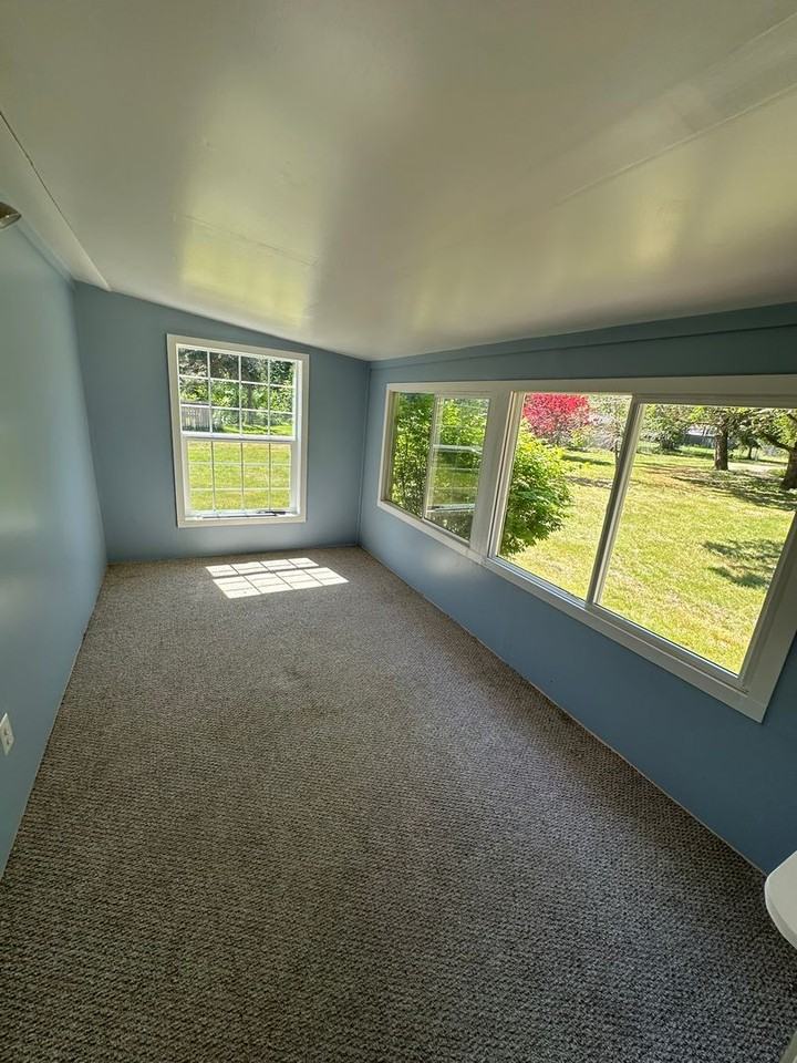 13016 Military Rd Se - Photo 6 of 42