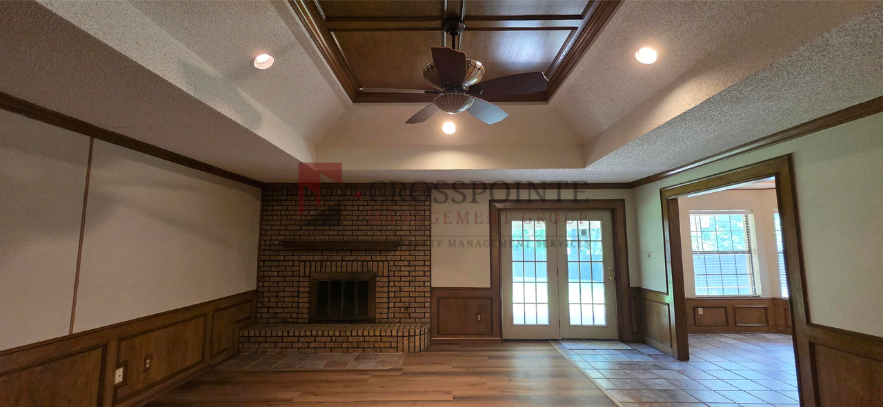 808 Evergreen St - Photo 7 of 25