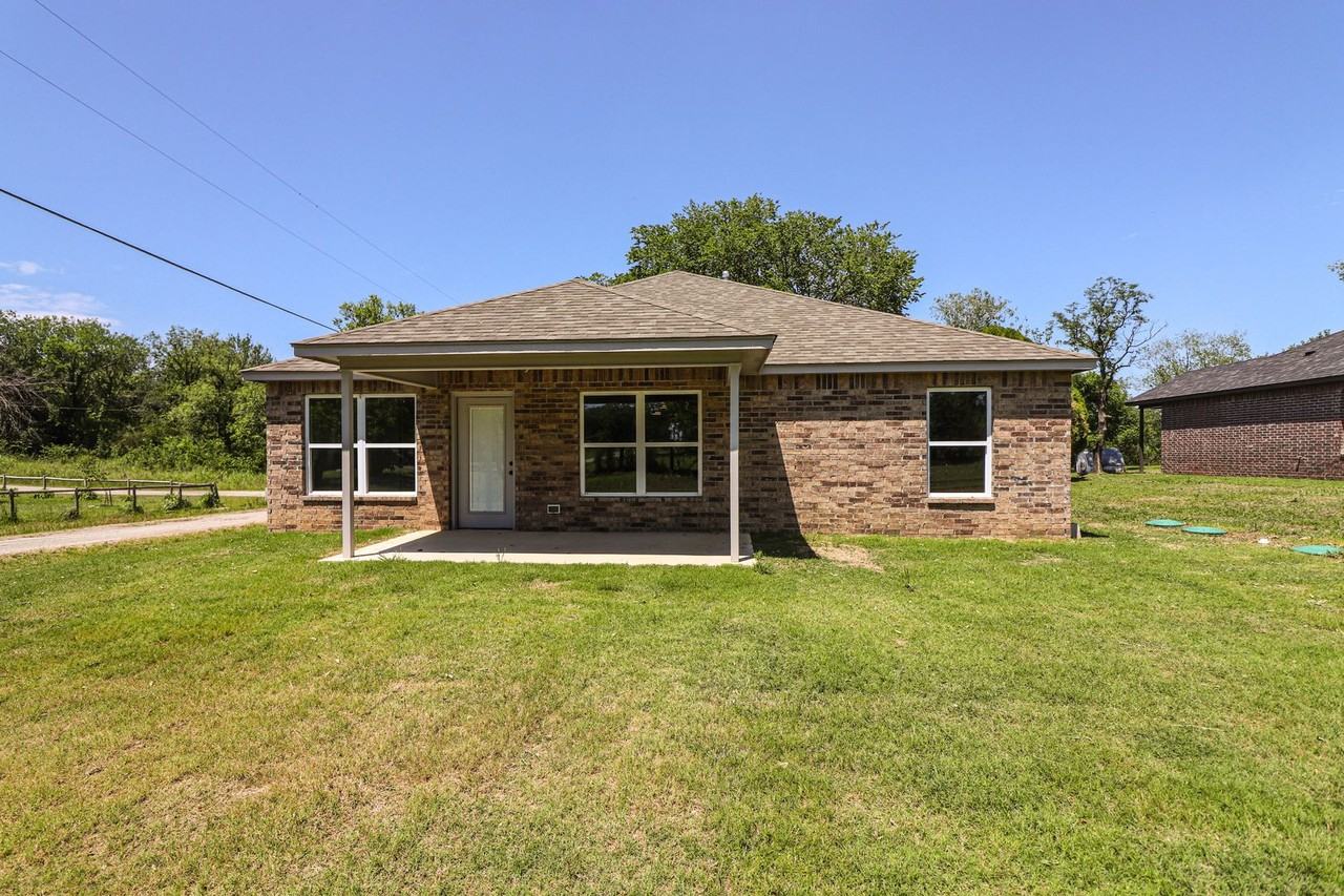 11104 E 138th Pl N - Photo 2 of 50