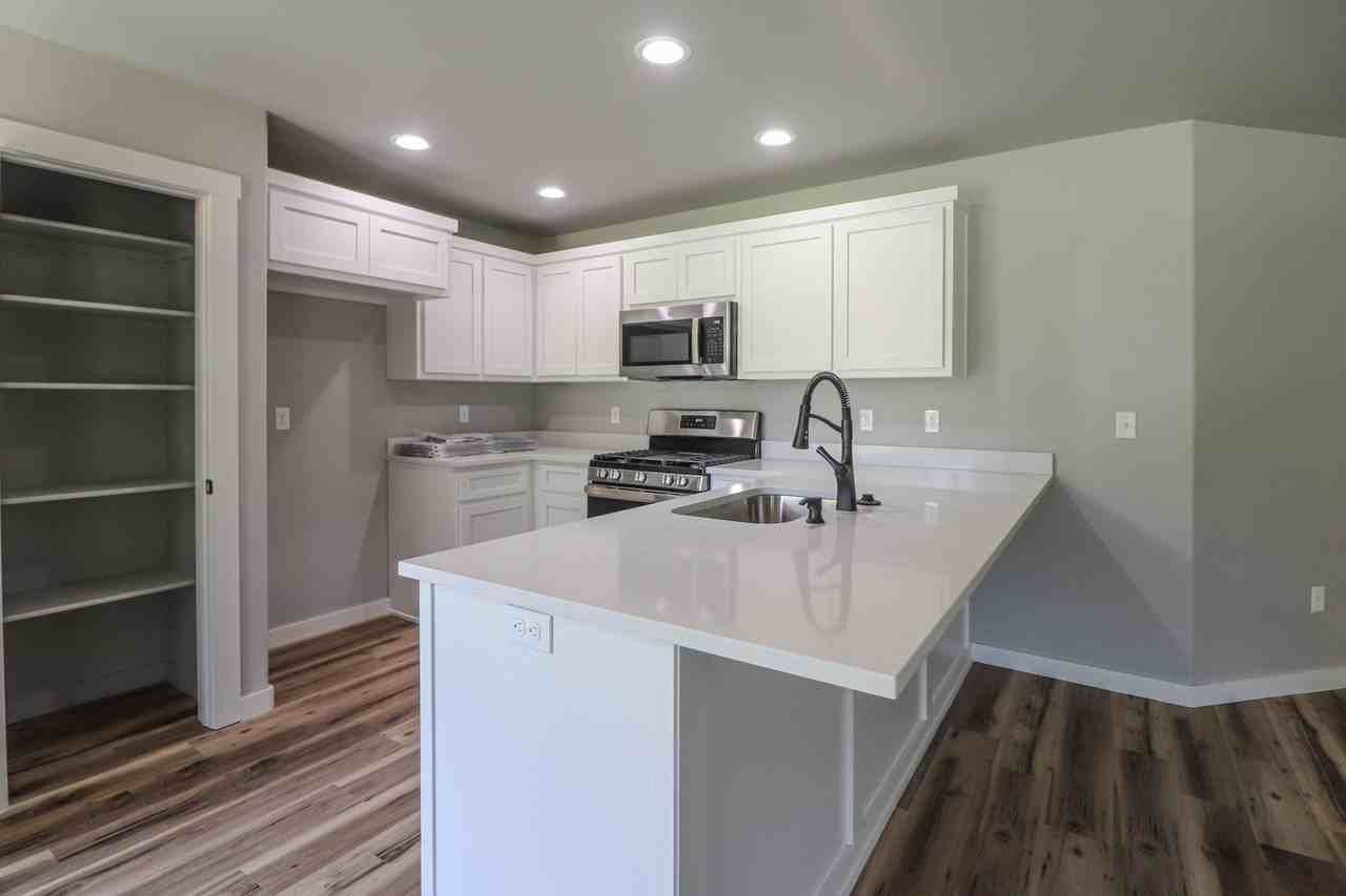 11104 E 138th Pl N - Photo 7 of 50