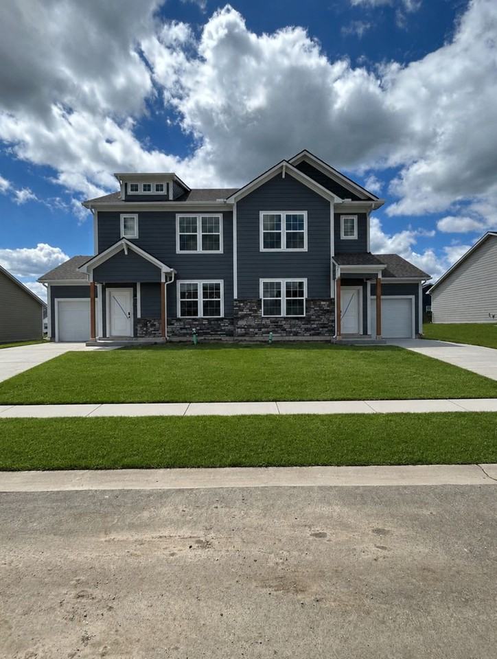 27307 E Acacia Dr