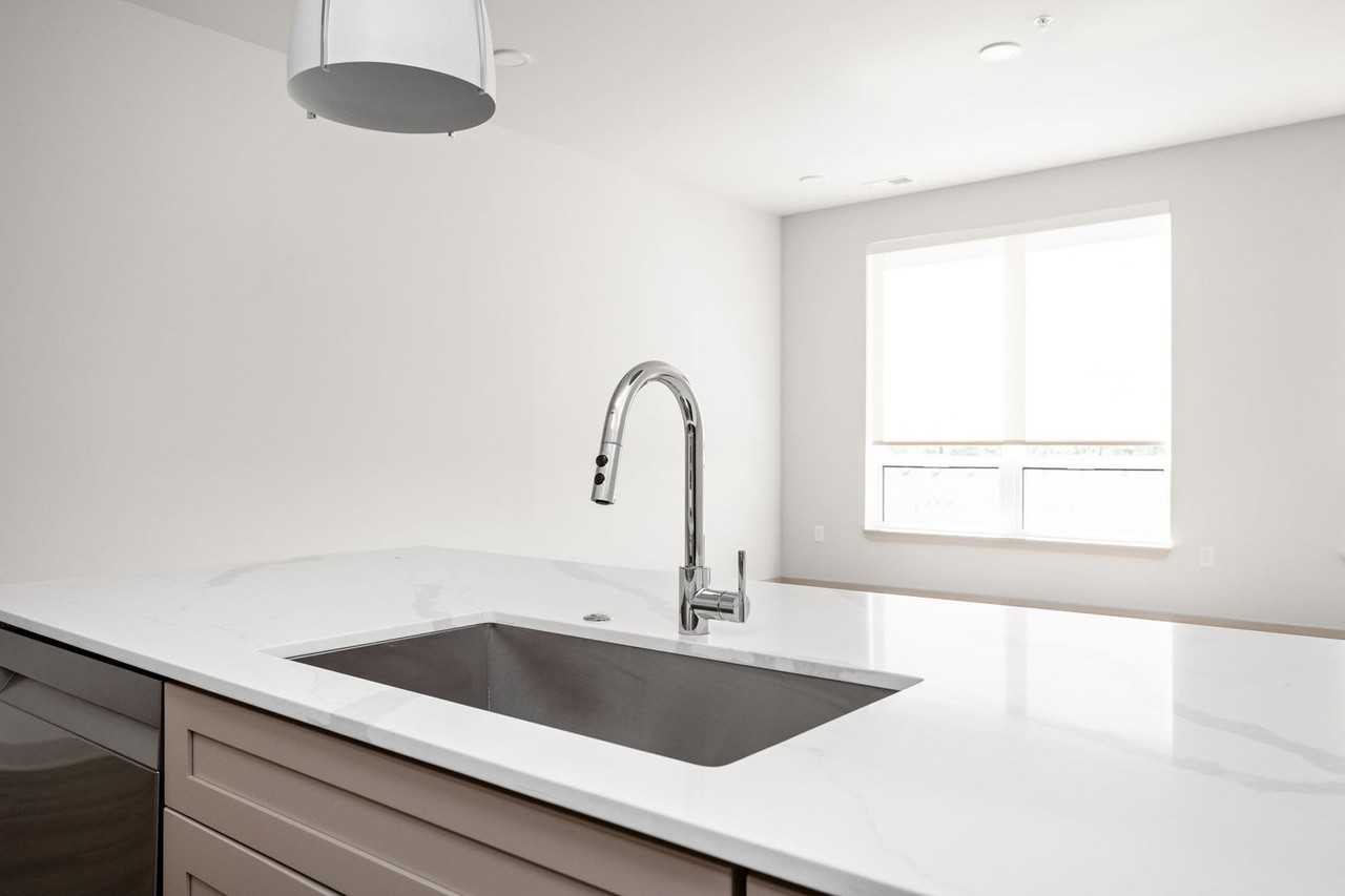 L’Etoile Apartments - Photo 6 of 14