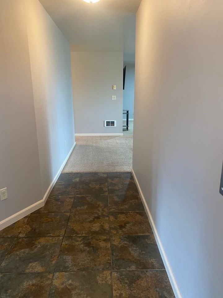 7552 Mountain Laurel Dr - Photo 5 of 20