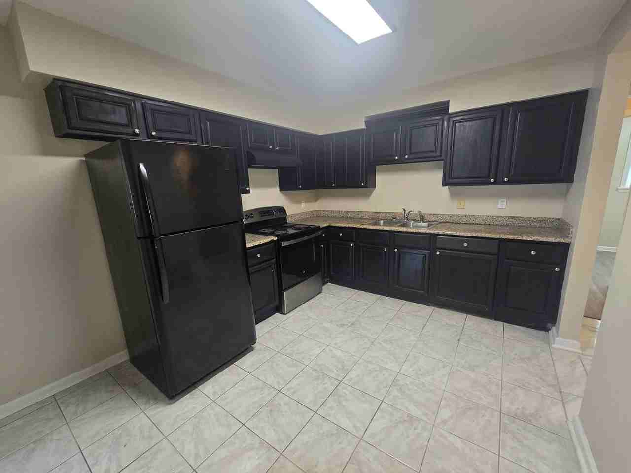 4900 Lurline St - Photo 3 of 13