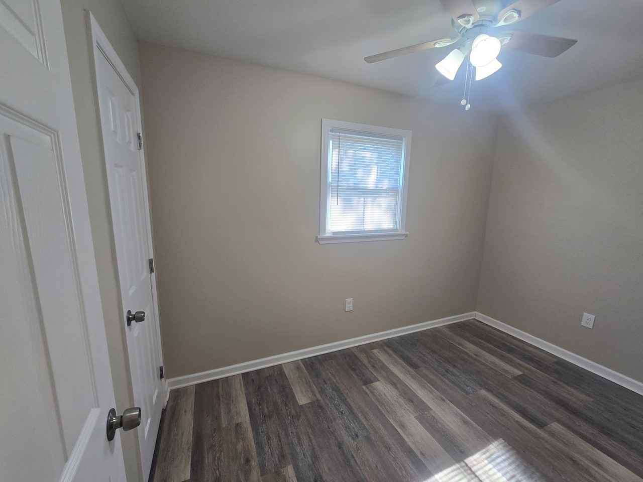 4900 Lurline St - Photo 4 of 13