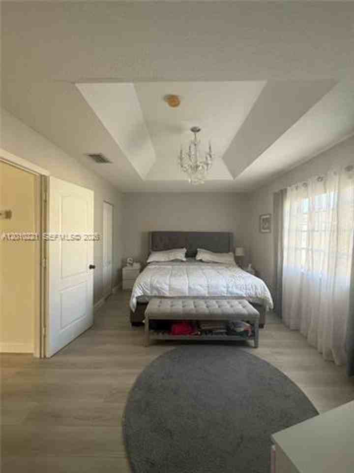 14353 Sw 134th Ct - Photo 3 of 32