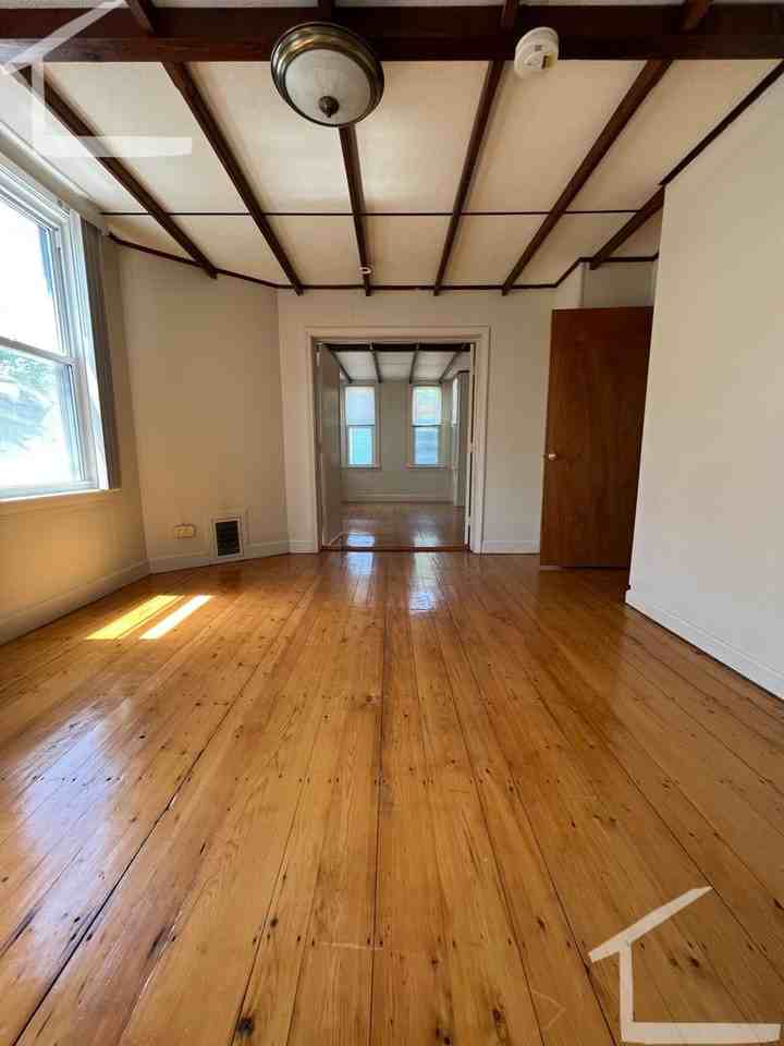 40 Myrtle Ave - Photo 3 of 7