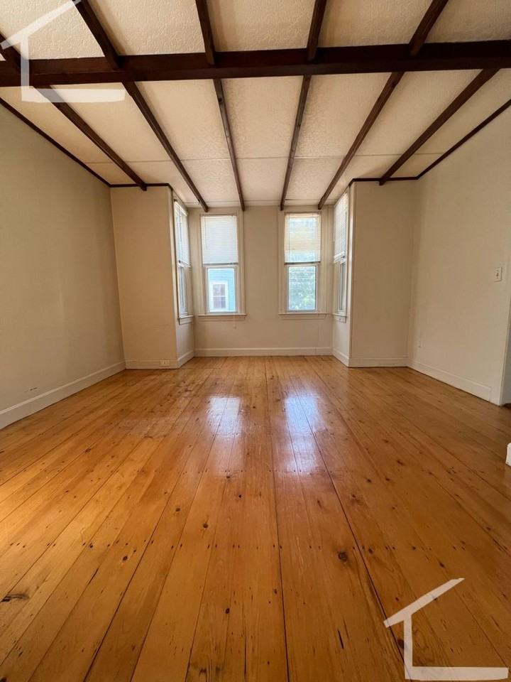40 Myrtle Ave - Photo 5 of 7
