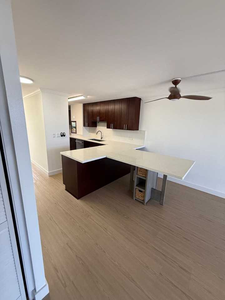 4300 Waialae Ave - Photo 5 of 24