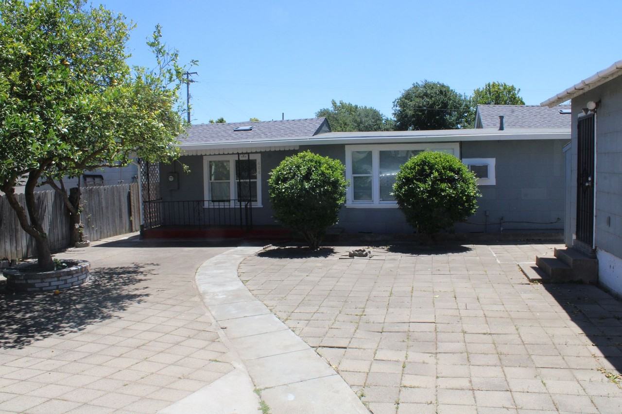 608 Union St - Photo 2 of 32