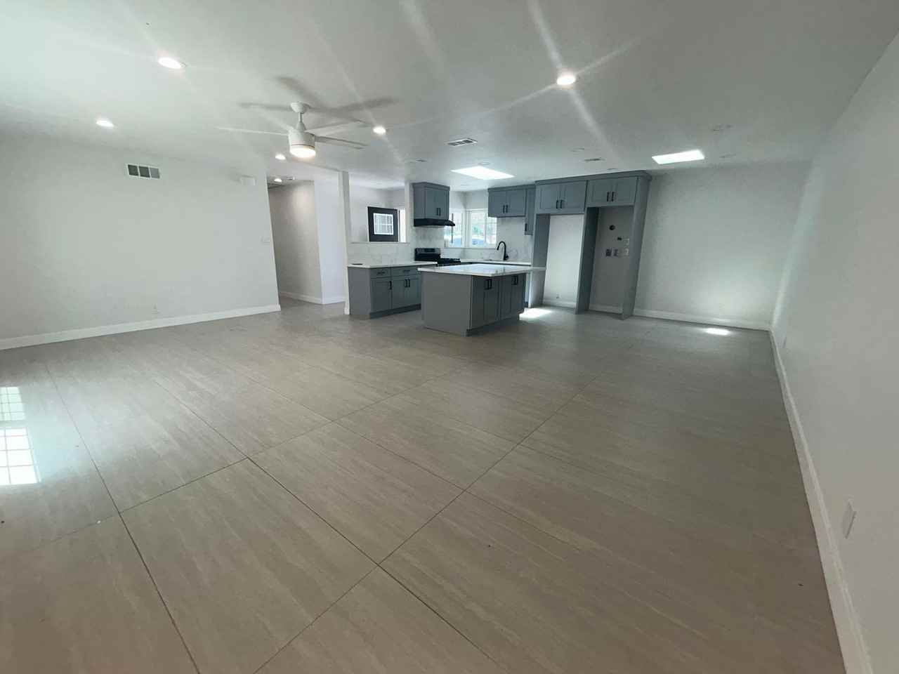 12611 Sungrove Cir Unit A - Photo 4 of 26