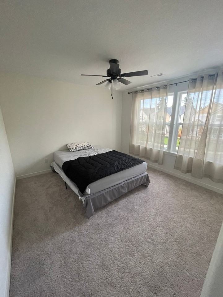 624 Nw Adams Ave - Photo 6 of 18