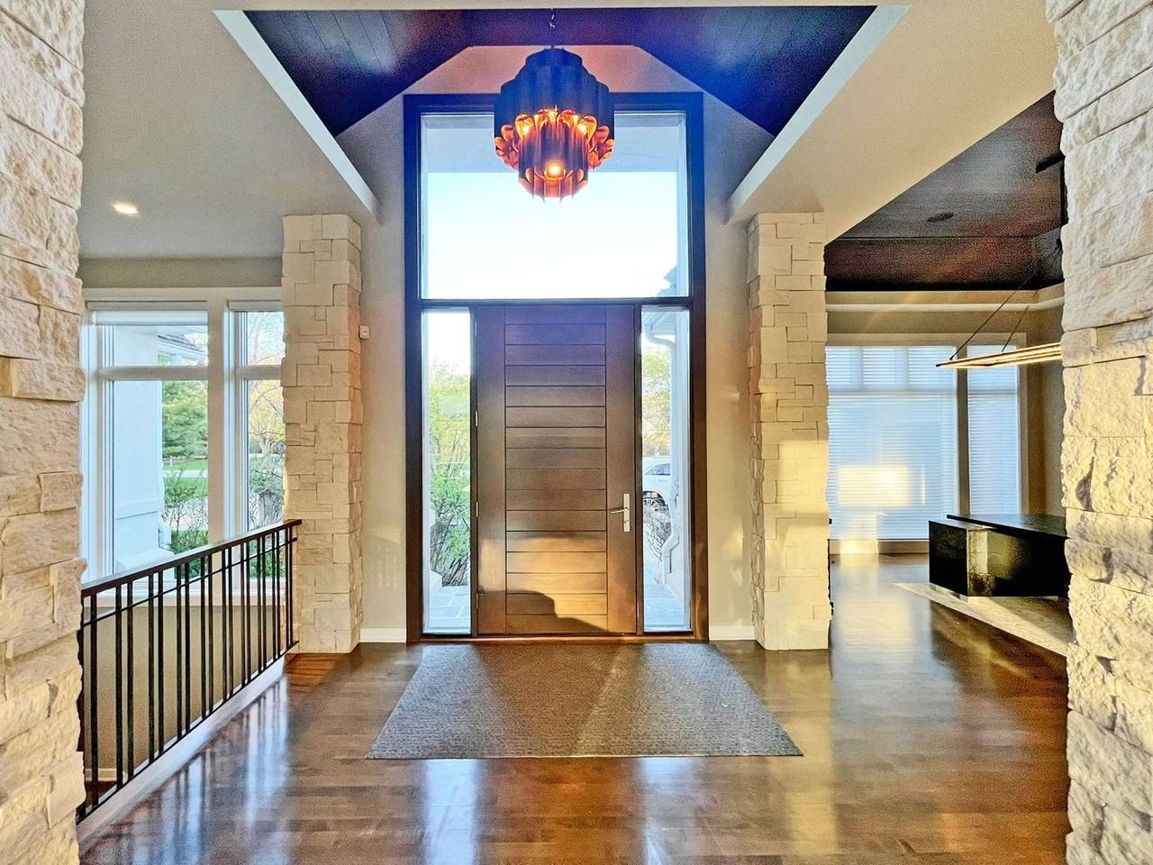 18359 Bearpath Trl - Photo 2 of 36